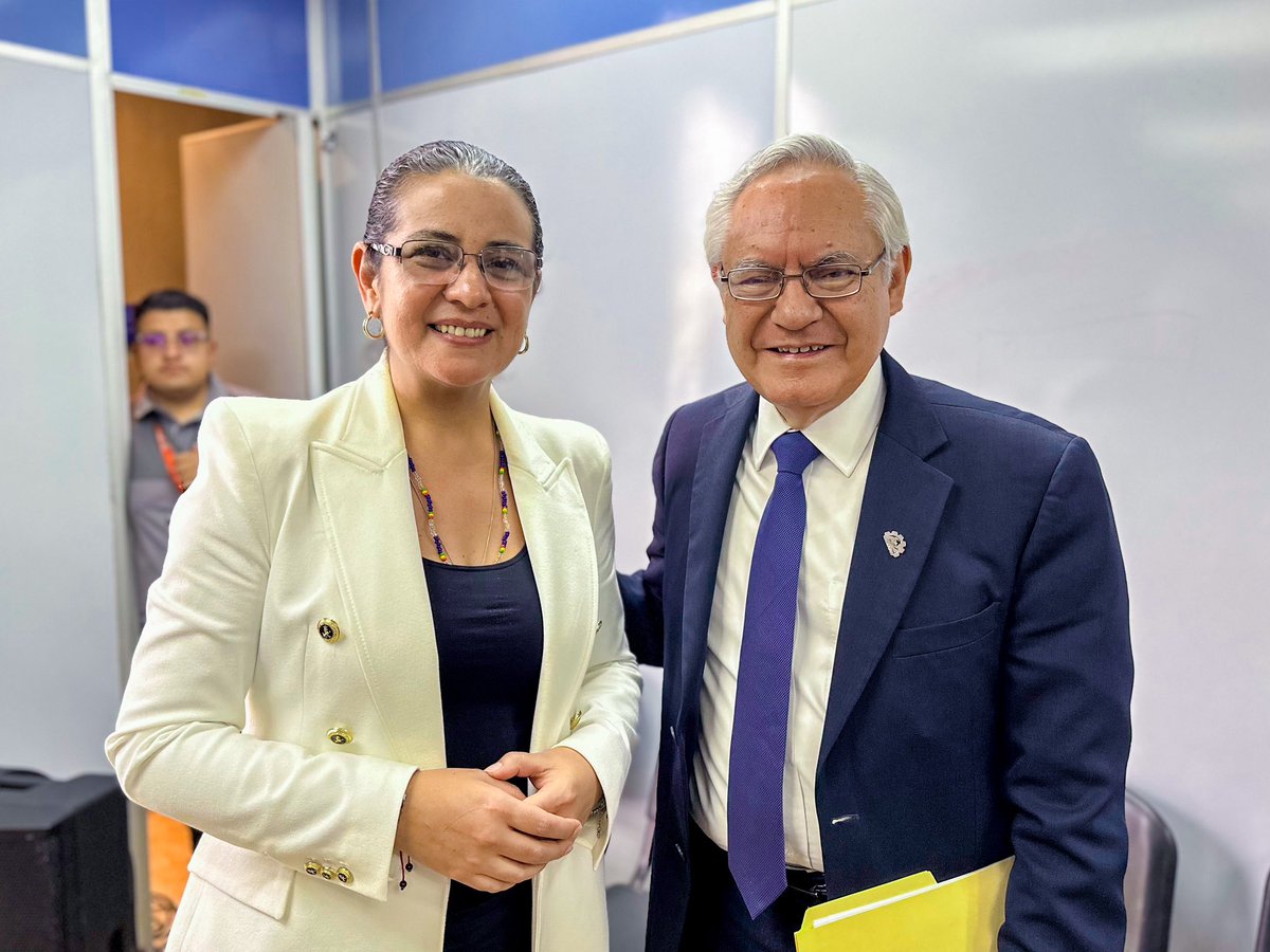 TecNMTlahuac2's tweet photo. 𝐄𝐋 𝐈𝐓𝐓𝟐 𝐏𝐑𝐄𝐒𝐄𝐍𝐓𝐄 𝐄𝐍 𝐋𝐀 𝐅𝐈𝐑𝐌𝐀 𝐃𝐄 𝐂𝐎𝐍𝐕𝐄𝐍𝐈𝐎 𝐃𝐄 𝐂𝐎𝐋𝐀𝐁𝐎𝐑𝐀𝐂𝐈Ó𝐍 𝐓𝐄𝐂𝐍𝐌 - 𝐀𝐋𝐂𝐀𝐋𝐃Í𝐀 𝐈𝐙𝐓𝐀𝐏𝐀𝐋𝐀𝐏𝐀 https://t.co/G5X9iwrmgI