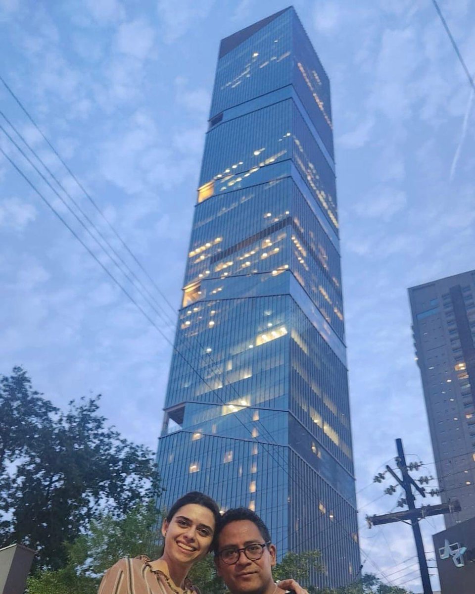 HomerikiPS's tweet photo. conquistanding regiolandia… 🔥💥
#torresobispado
#friends
#oaxaqueñopresumido https://t.co/GKzg01DIvy