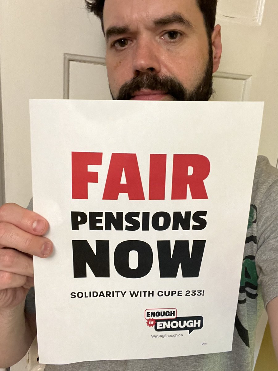 2JamesClark's tweet photo. Shame on you, @TorontoMet! Your custodial, maintenance & grounds workers deserve pension fairness & real wage increases. #EnoughIsEnoughON #justice4workers #cdnpse #onpse #canlab #onlab #CUPE233 https://t.co/XsSshdN6iQ