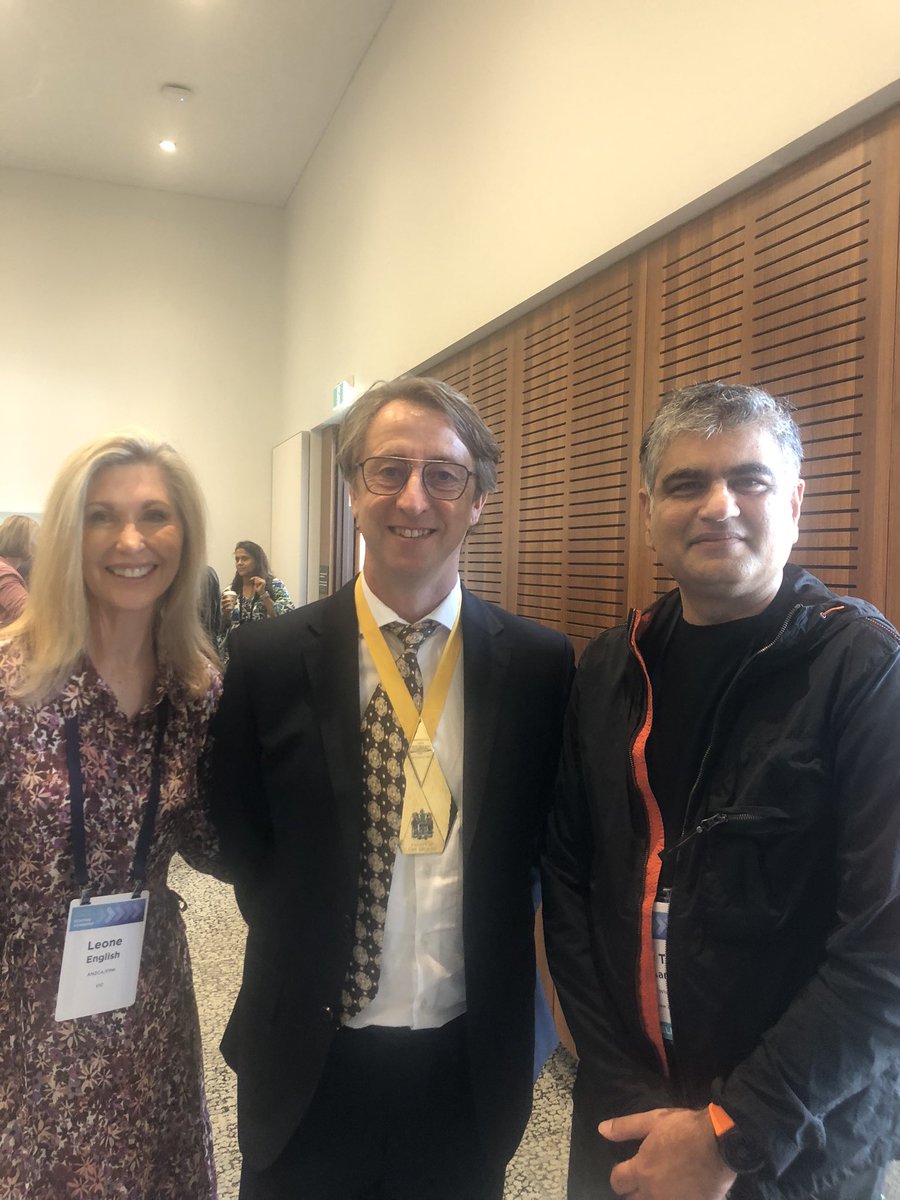 Leone English tweet media