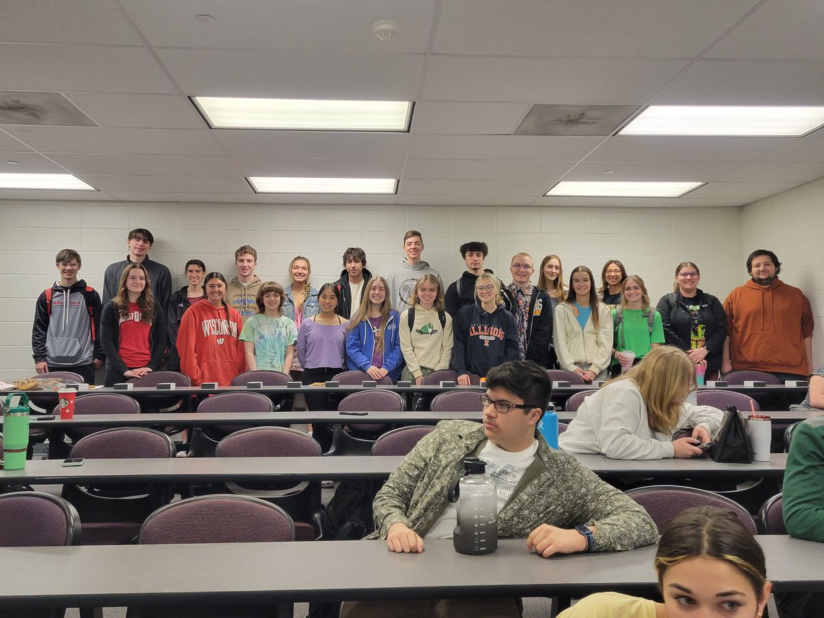 GCHS National Honor Society tweet media