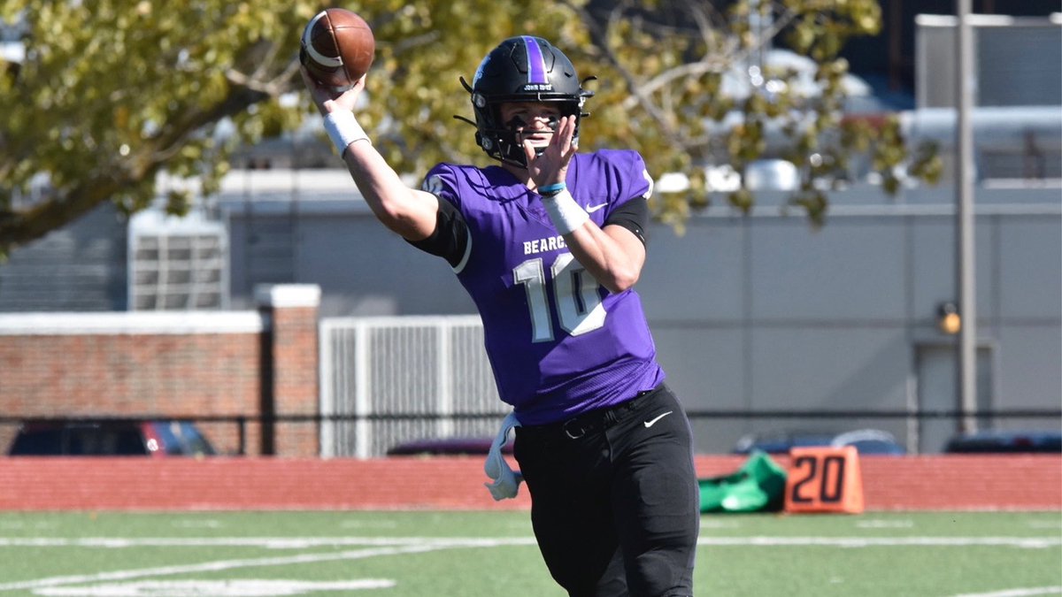 SederLuke's tweet photo. After a great conversation with @SamMoraJr im excited to announce that ive received an offer from @SBU_Football. I want to thank my dad @TKick6 for pushing me. My teammates and coaches for believing in me. Cant wait to keep grinding and get better each day. @KoachV https://t.co/U97cNjvrnK