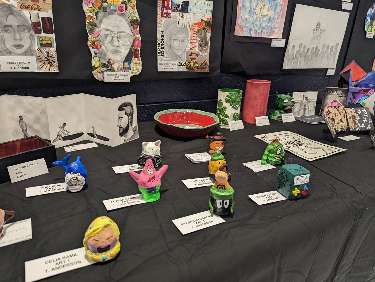 bhs_smith's tweet photo. 2023 Fine Arts Showcase! What a wonderful display of artistic talent. Thank you students, and thank you teachers, for sharing your gifts with us.  #GoBlaze https://t.co/H1REqZ1Ess