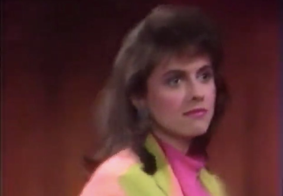 TheSoapySoaps's tweet photo. Did Decker just tell this girl he’s gonna punch her in the face? I mean she’s annoying but I don’t like violence towards women. Wtf😬 #GH in 1990. #classicgh #GHclassic https://t.co/4oBg4RMt7U