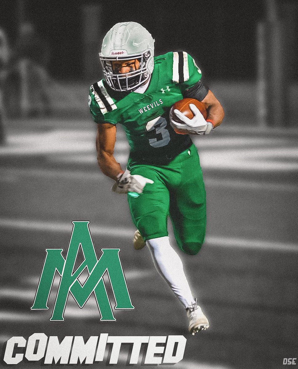 dzp_3's tweet photo. AGTG!!! Couldn’t be more thankful and blessed to be able continue my football career at UAM💚💚 #Committed @BentonTDClub @coachharris_2 @coachofpdc @ArElite100 @EarlGill10 @WeevilFootball https://t.co/ZB7NHuDRfO