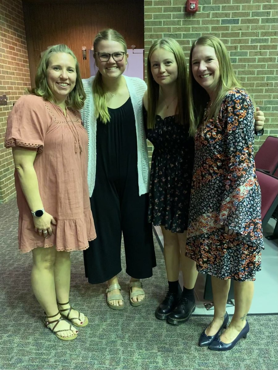Danville Softball tweet media