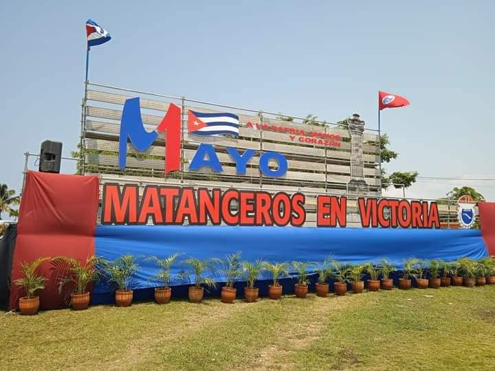 Niurka88255381's tweet photo. Lista #Matanzas para festejar este viernes 5, con jubiló, alegría, motivación y compromiso por el Día Internacional de los Trabajadores
#ALaPatriaManosYCorazón 
#MatancerosEnVictoria https://t.co/dgnKoYjCQL