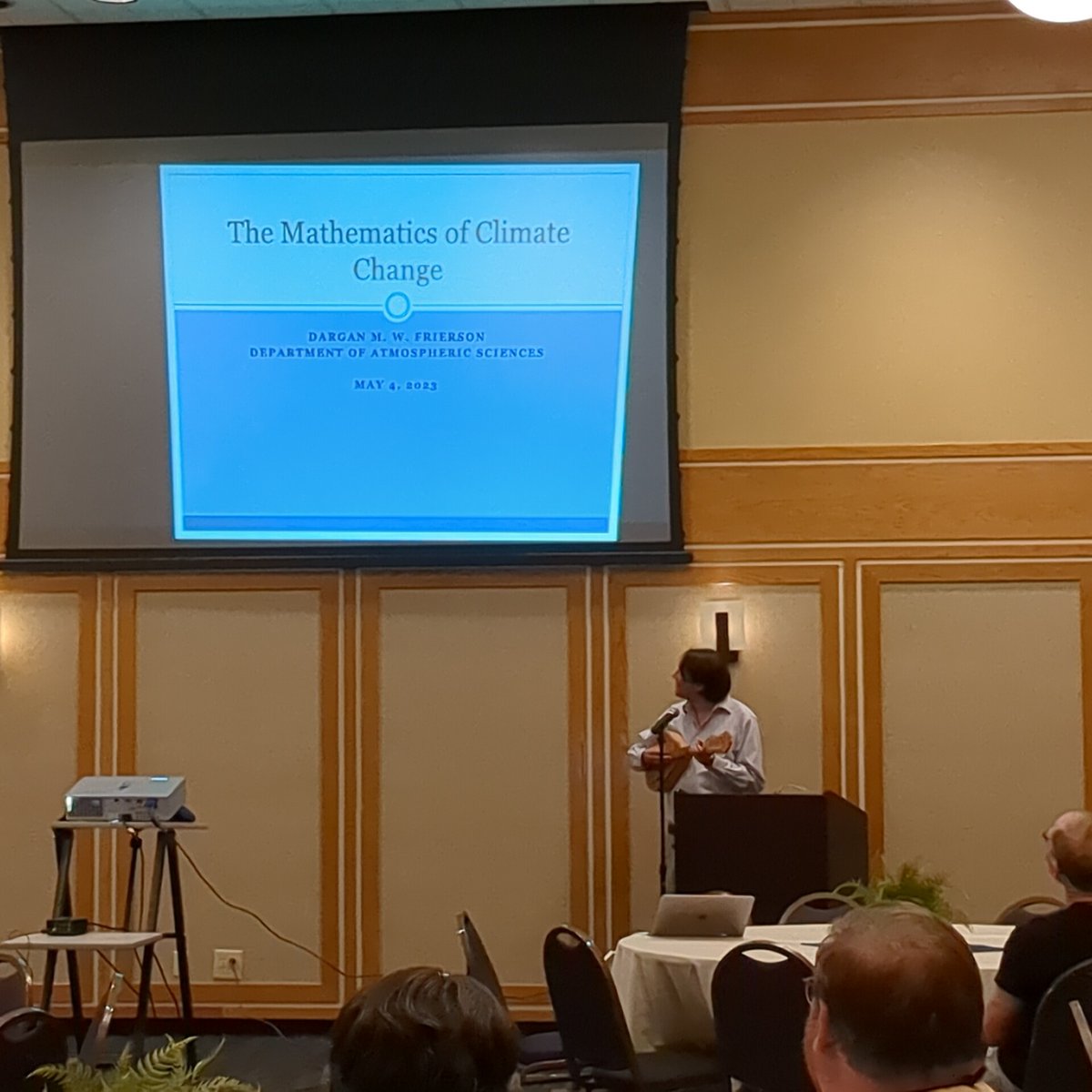 The 2023 Washington College Mathematics Conference, hosted by the @piercecollege math department is underway with a keynote talk by UW atmospheric scientist (and singer!) @DarganF.