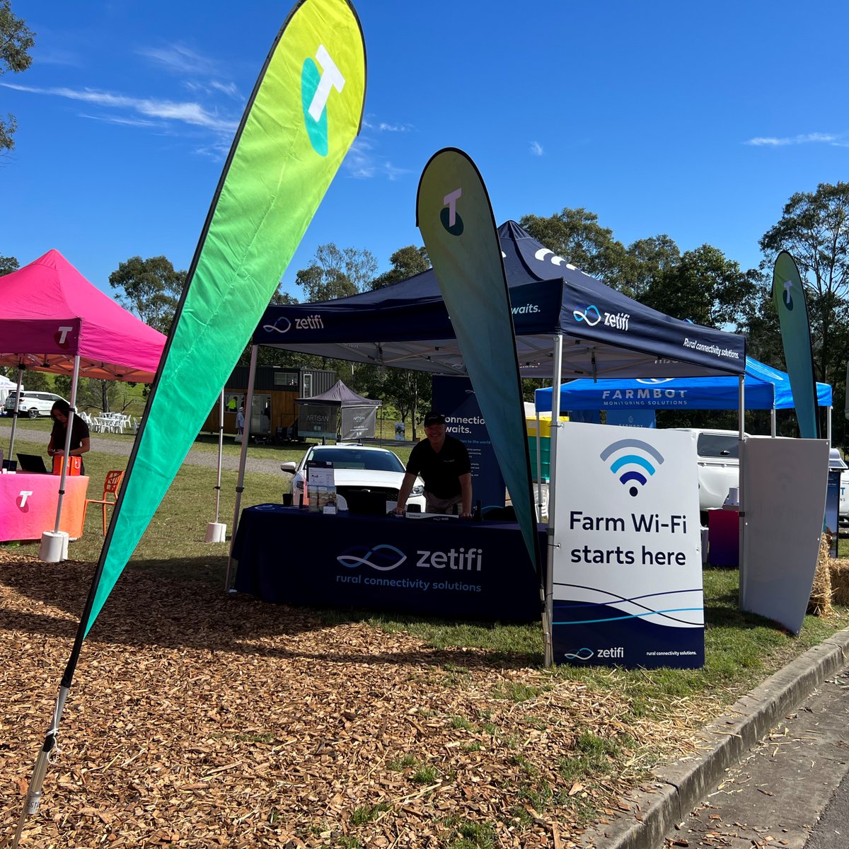 ZetifiOfficial's tweet photo. The sun is shining in the Hunter Valley for the Tocal Field Days! โ๏ธ๐๐พ
We'll be at site CP10 the locals with our friends from @Telstra and @farmbot_tech for the next couple of days. Warwick is keen to chat!
#connectionawaits #connectivity #tocalfielddays https://t.co/jIsy0k7oNg