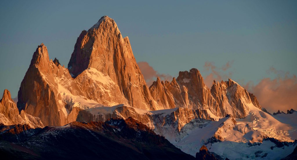 AstridVilicic's tweet photo. Precioso viaje a El Chaltén.
Recién el tercer día logré sacar la foto !! Viento viento viento 💨 https://t.co/hDeJhTe1km