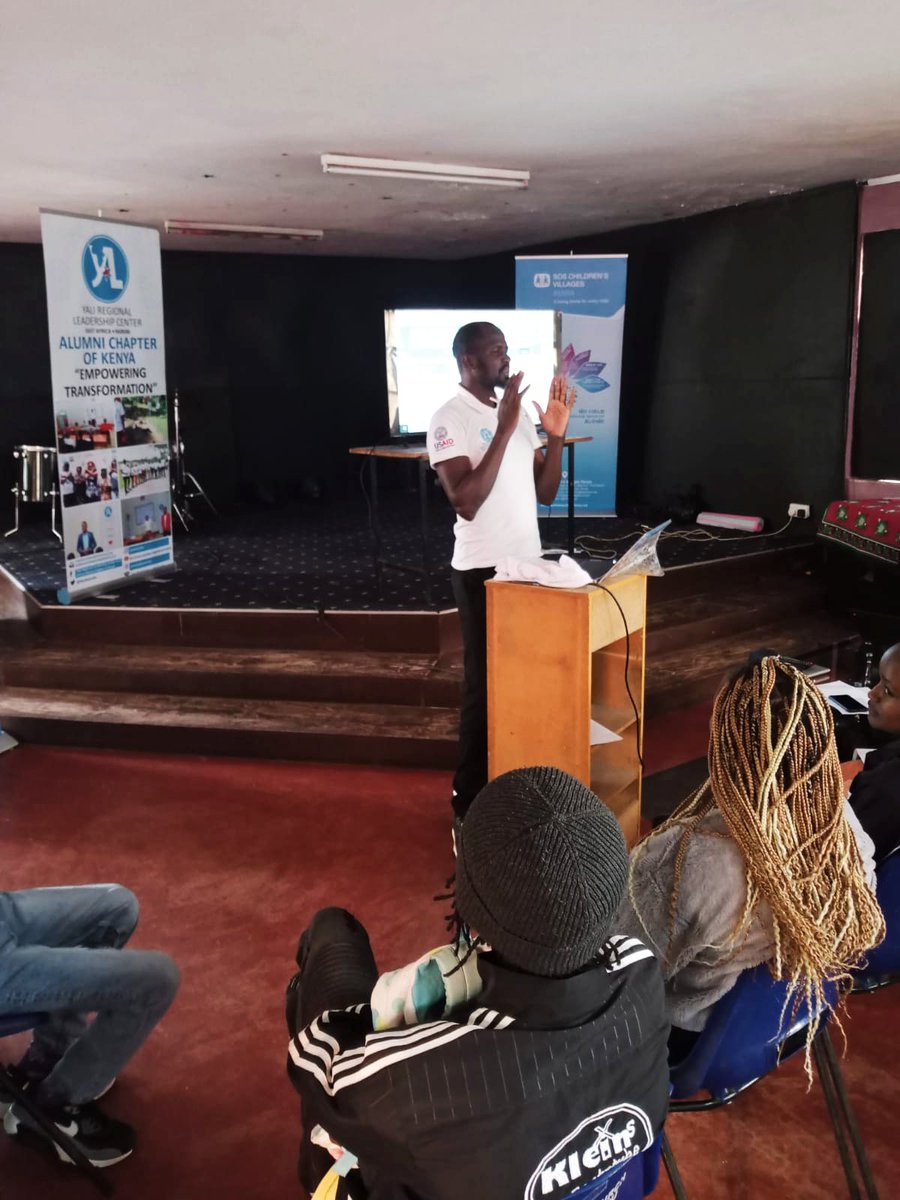 YALIAlumniKe's tweet image. @YALIAlumniKe
Chairperson @fredtunya
led a team from the Chapter to conduct @YALIRLCEA
&apos;Information Session Workshop&apos; in Nairobi. He delivered a session on how to join #YALI &amp;amp; available opportunities for young Kenyans. 
In partnership with @SOSCVKenya 
#ConnectCreateCollaborate