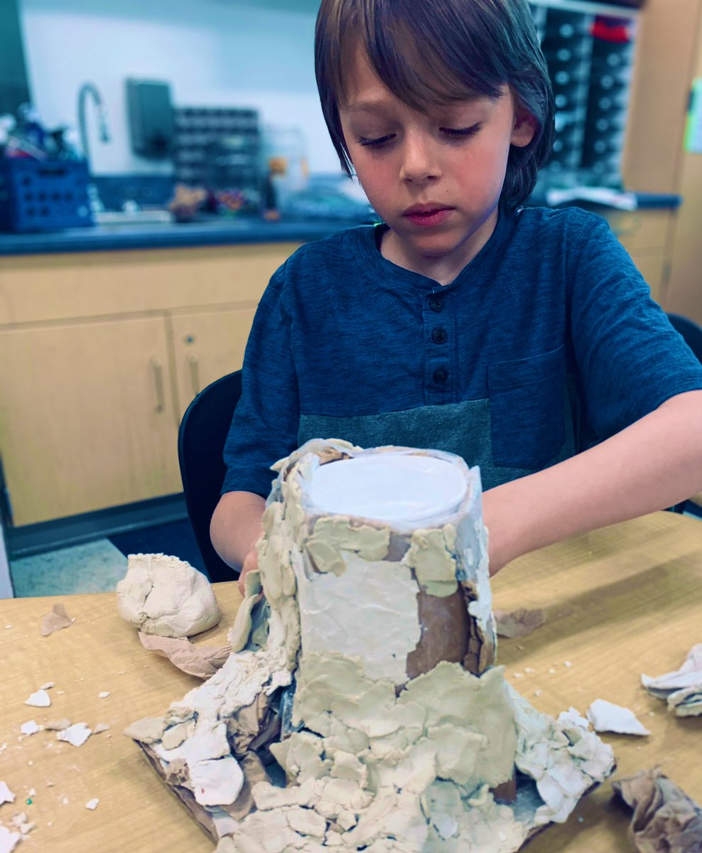 msurbansky's tweet image. A few shots of the amazing humans I love to spend my day with. I can’t wait to see them teach the lessons they are so diligently planning for younger kids at our school🥰 @CLEMetroSchools #pbl #authenticassessment