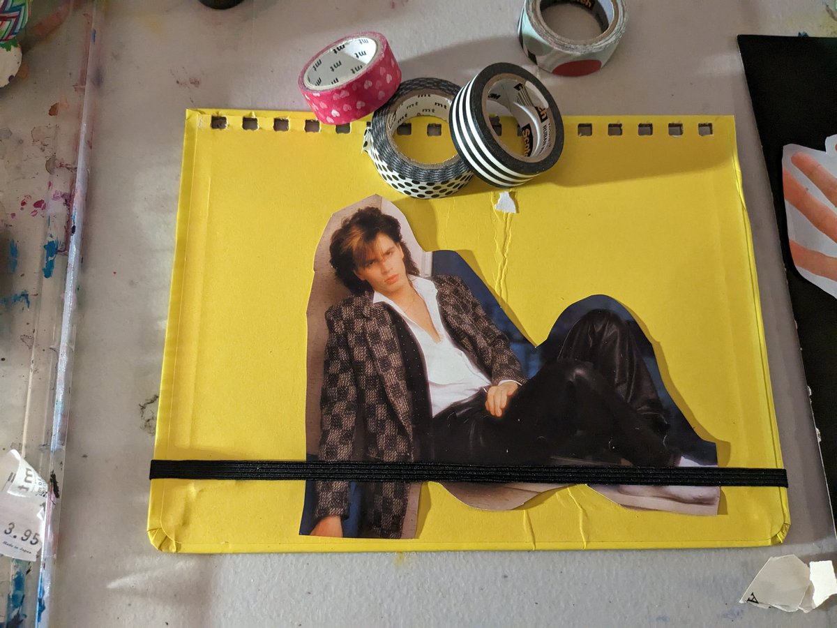steveeverettart's tweet photo. @BoysMakeNoise @duranduran Thank you fellow Duranies for the bday wishes! Here's a sneak peak at some of the DD pieces I'll have at the after-party. This is the beginning phase.  Hey look, it's the first Andy piece I've done! https://t.co/FlTrxu8j4I