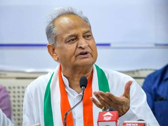 BHanumanagarha's tweet photo. ये लयो,या तो बांये हाथगी बात है
बस फुलचंद गैंग सक्रिय हुईई है तो,,,

अब परिणाम आजासी

#गहलोतजी_बाबू_की_सुनो 
#पीटीआई_अंतिम_परिणाम_जारी_करे https://t.co/AsJbuwr08H