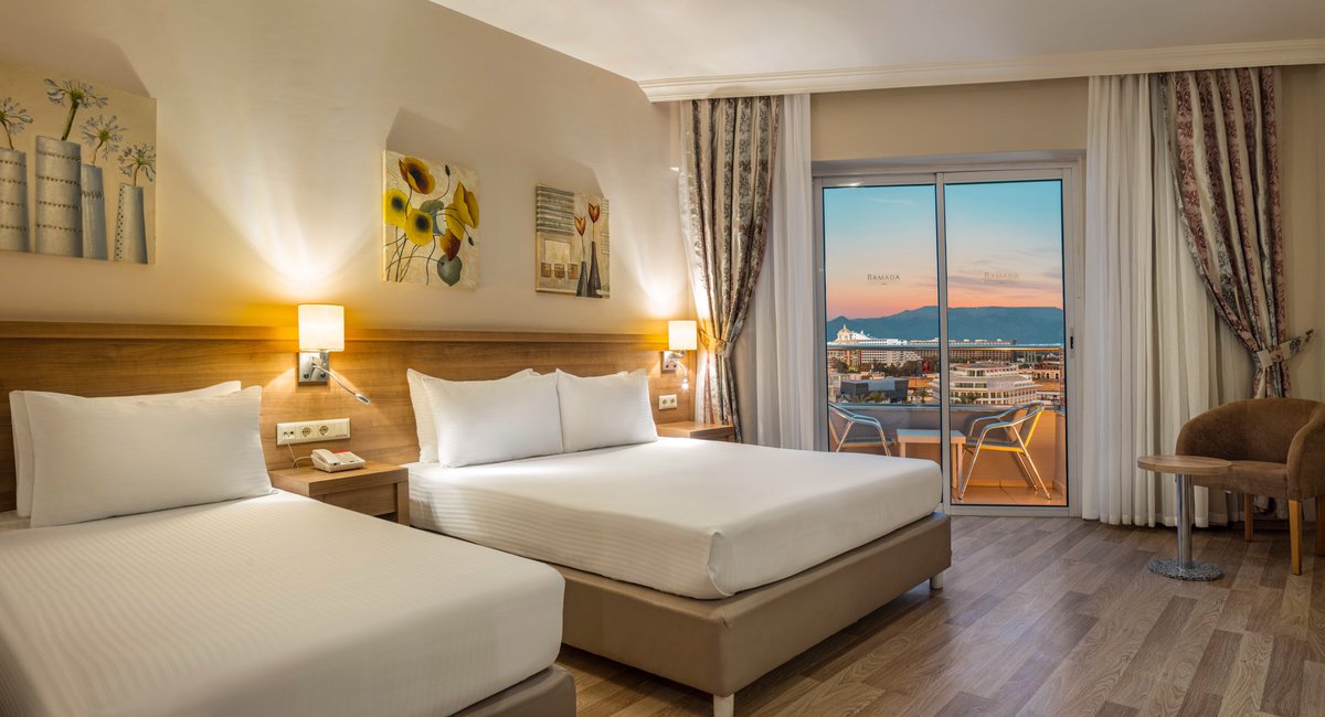 RamadaResortAYT's tweet photo. Şık ve ferah görünüm size gerçek bir konfor deneyimi yaşatacak 💫

A chic and spacious look for a truly comfortable accommodation experience 💫

Ein schicker und geräumiger Look für ein wirklich komfortables Urlaubserlebnis 💫 https://t.co/4XdUF706e6