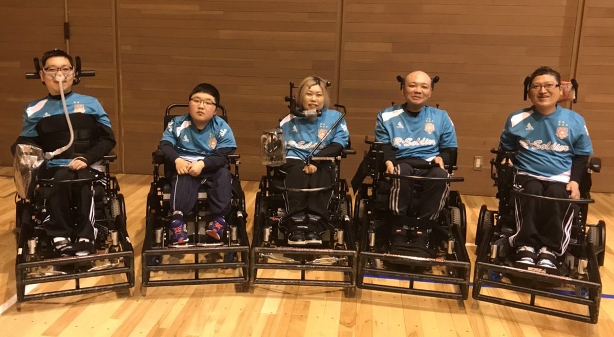 rainbow____1995's tweet photo. 👑メンバー・スタッフ募集中👑
電動車椅子サッカーってどんなだろう？♿⚽
車椅子で走りまわりたい！スポーツしたい！etc…
競技用車椅子"ストライクフォース"の試乗体験もできます✴
少しでも興味がありましたらお問い合わせください📨🐾 https://t.co/ioJvZL4rhG