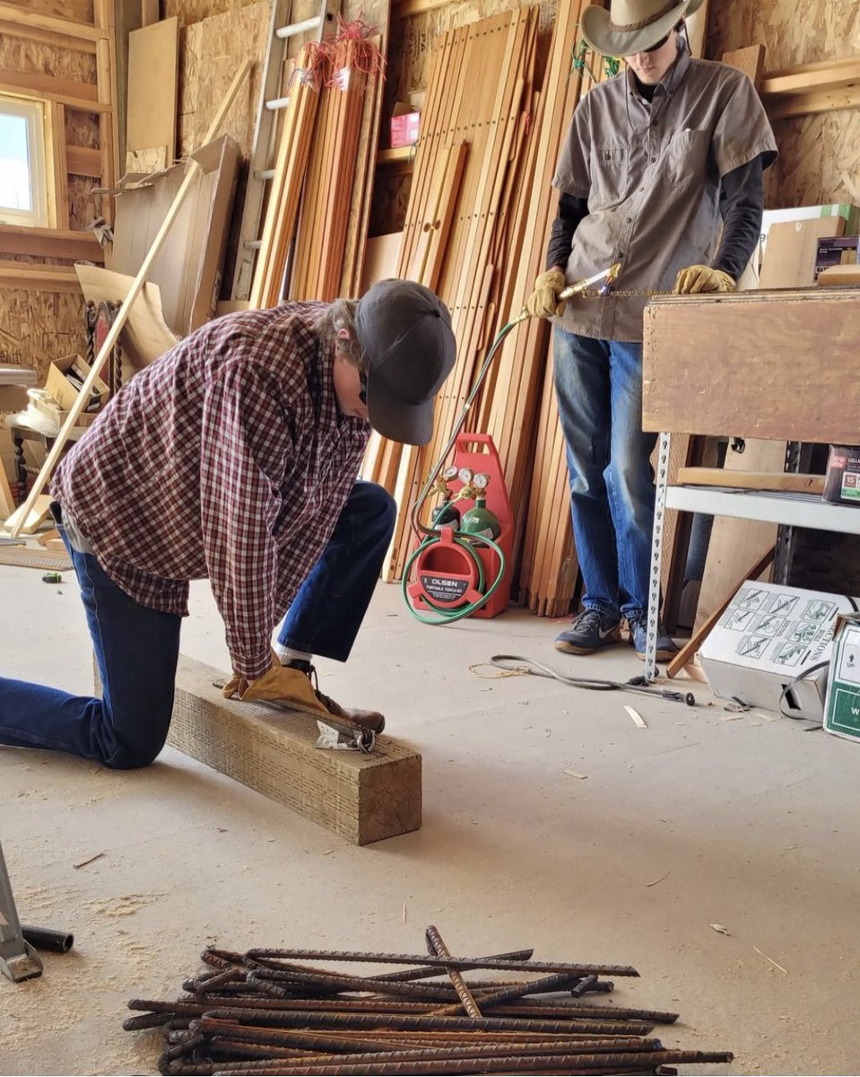 CampingYurts's tweet photo. The making of rebar stakes! We are getting ready for the primitive skills and crafts gathering we are hosting here in Summer Lake next week - https://t.co/u2LIaj7Go7. 

#WhiteRockGathering #CampingYurts #yurts #primitiveskills https://t.co/urSsXSB5Ud