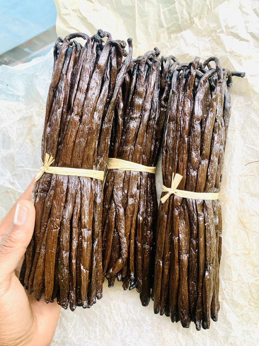 ProduitVanilleB's tweet photo. Bonjour 👋👋 Je vend des vanilles parfumées et bio première qualité disponible à Madagascar 🇲🇬 et je fais l’exportation dans toutes pays

Hello 👋👋 Je vend des vanilles parfumées et bio première qualité disponible à Madagascar 🇲🇬 et je fais l’exportation dans toutes pays https://t.co/OXeVvPNbpP