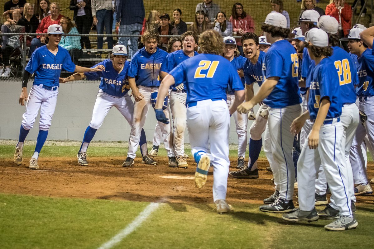 Carson Holt with the walk-off grand slam to keep the season alive. 

Bruins 6
Eagles 10

WP: Carson Holt (5-3)

Leading Hitters
Easton Jones 2-2, 3 R, 3 RBI, HR (1), 2B
Carson Holt 1-4, 4 RBI, HR (3)

Eagles are back in action tomorrow night at 6 pm vs TCA at Murrel Haase.