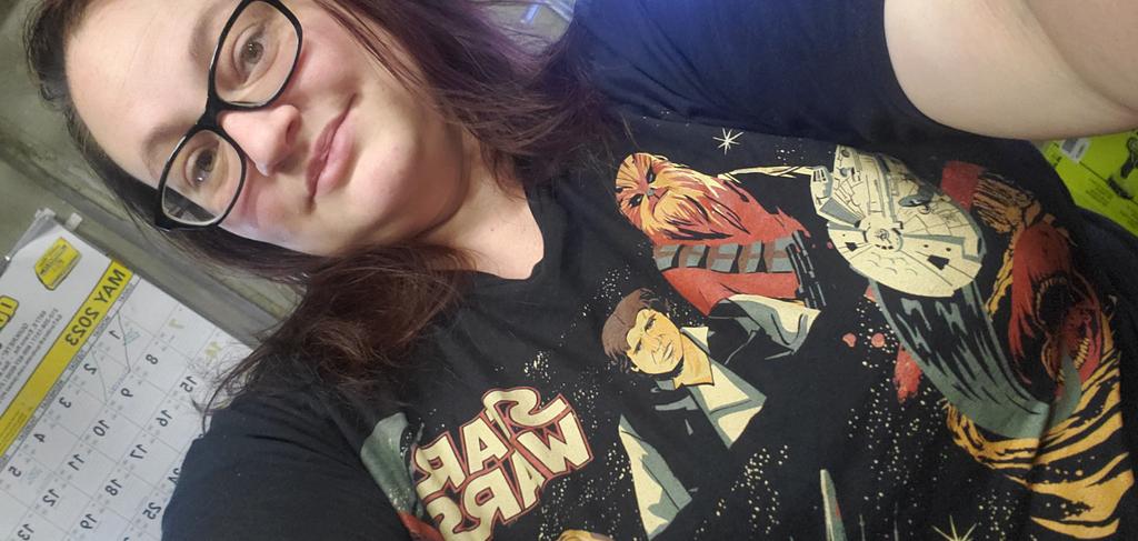 AlexGodd1990's tweet photo. @ibsmurfy1 @CarlMac01 @RunnerBummer @jreed4401 @Heather_Ava1os Rocking my Star Wars shirt as always for May the 4th https://t.co/kuwS1CqBaY