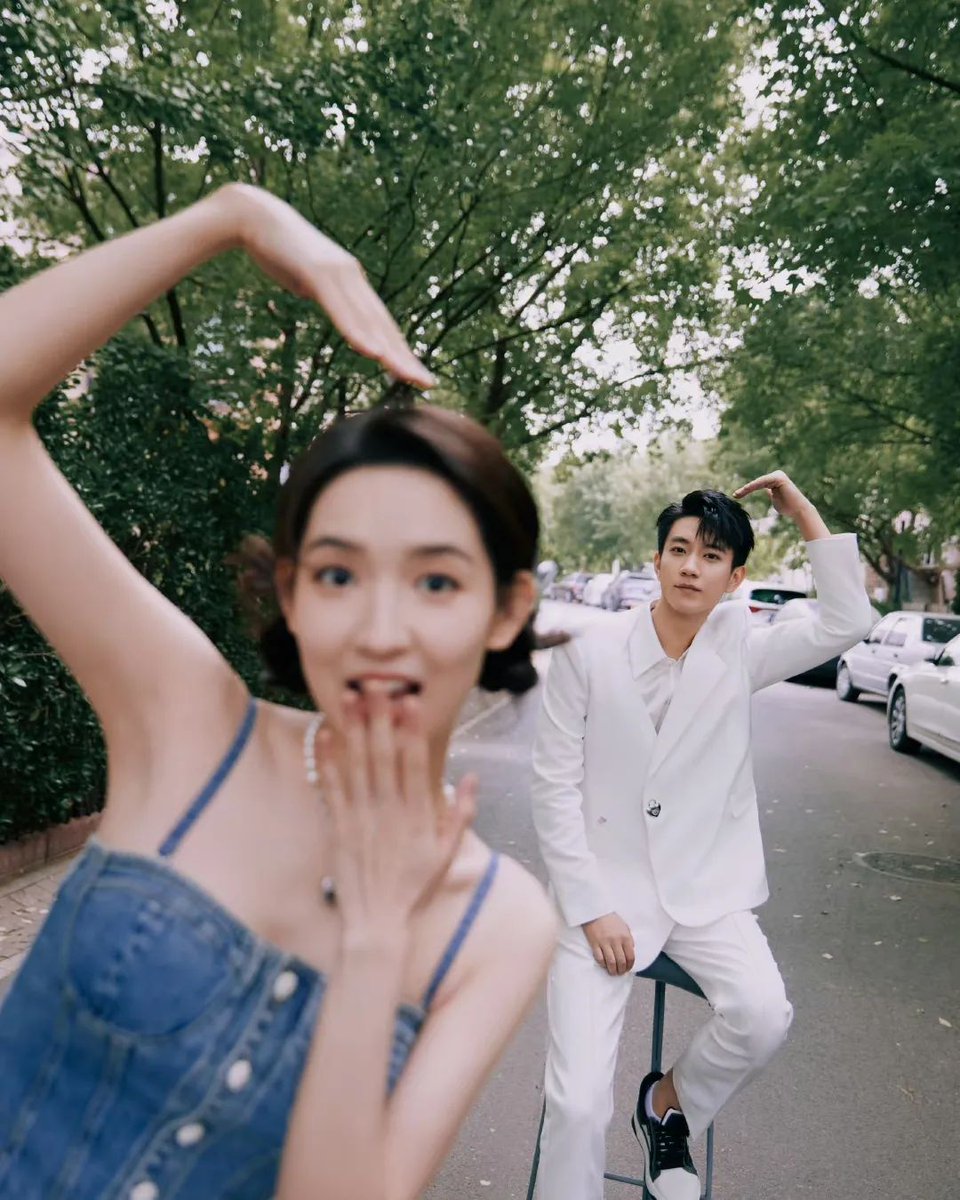 exofavgirls's tweet photo. Baru habis eps 16 dah rindu 😮💨 nanti kalau dah habis lagi lah rindu 😭😭😭😭🤧 dah lah sweet 💕 terasa single betul layan drama ni 😭
#TheLoveYouGiveMe #WangYuwen #WangZiqi #MinHui #MinQuanQuan #XinQi #cdrama #chinesedrama #favouritecouple https://t.co/lLK4xeMvh5