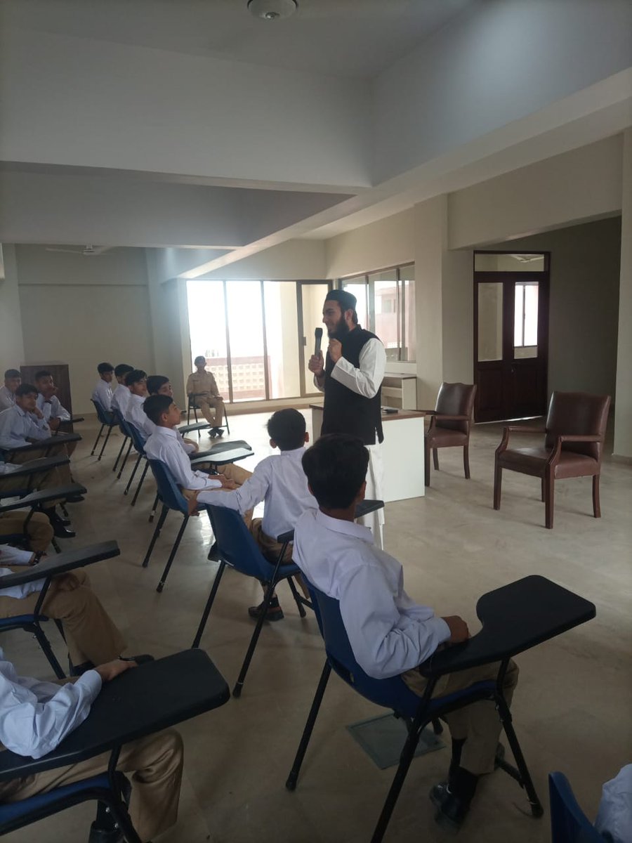 IntellectCadet's tweet photo. Principal's Sharing Session with new Cadets #2ndEntry #ICCT https://t.co/KGM6YtXp9I