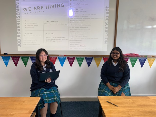 MCMSeniorSchool's tweet photo. #MCMShell Economics & Business pupils @MCMSeniorSchool putting their interview skills to practice. #hiringnow #careers https://t.co/Nake7I1c7B