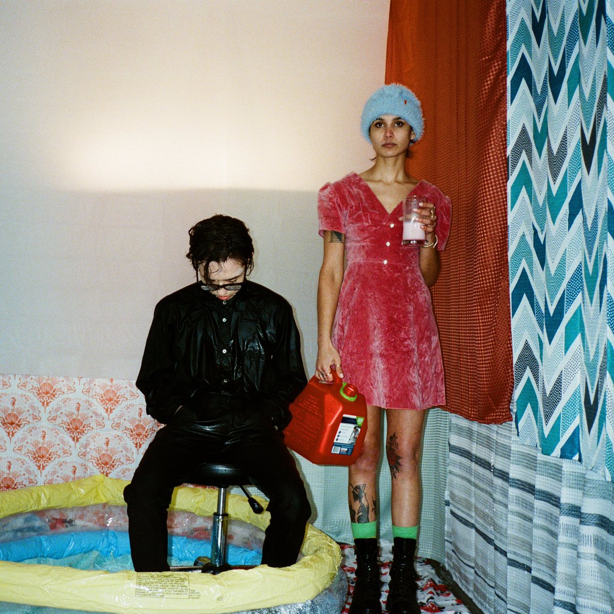 WHAT COULD EVER REALLY GO WRONG? 

out now 
video out tomorrow at 1pm PST
laprete.lnk.to/gowrong