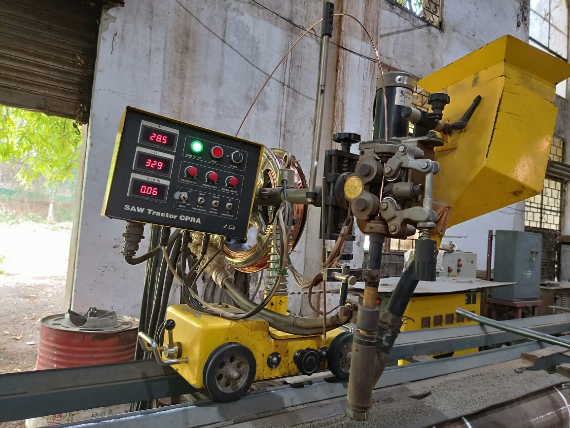 VISL1918's tweet photo. @sailrsp1 @SAILsteel @PIB_India @PIBBhubaneswar @PibSteel @Officejmscindia @SteelMinIndia Employees of VISL RTS dept have developed this submerged Arc welding machine 2 years back.#visl #savevisl 🙏🙏 https://t.co/BJcQDtRq7Z