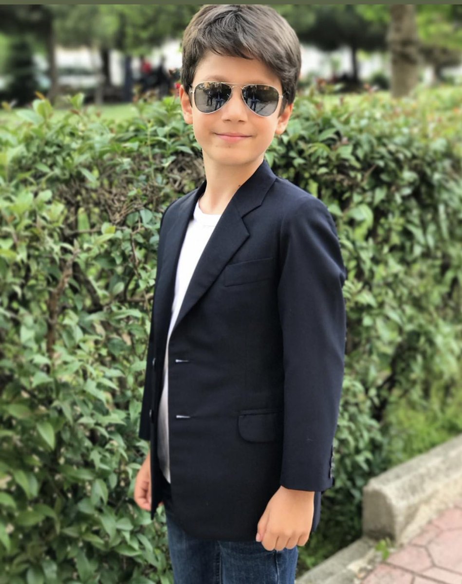 Bu çocuğun adı #OğuzArdaSel❗️

8 Temmuz #CorluTrenKatliamı nda öldürüldü!

Bugün tam 1762 gün oldu.
Adaleti sağlanmadı!

Adını da yüzünü de iyi EZBERLE!

<a href="/TCDDemiryollari/">TCDD-Türkiye Cumhuriyeti Devlet Demiryolları 🇹🇷</a> <a href="/TCDDTasimacilik/">TCDD Taşımacılık</a> <a href="/UABakanligi/">T.C. Ulaştırma ve Altyapı Bakanlığı</a> <a href="/BY/">Binali Yıldırım</a> <a href="/ahmetarslan36/">Ahmet ARSLAN</a> <a href="/Mcahidturhan/">Mehmet Cahit Turhan</a> <a href="/akaraismailoglu/">Adil Karaismailoğlu</a> <a href="/adalet_bakanlik/">T.C. Adalet Bakanlığı</a> <a href="/RTErdogan/">Recep Tayyip Erdoğan</a>