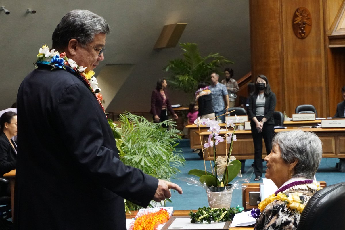 HawaiiSenate tweet picture