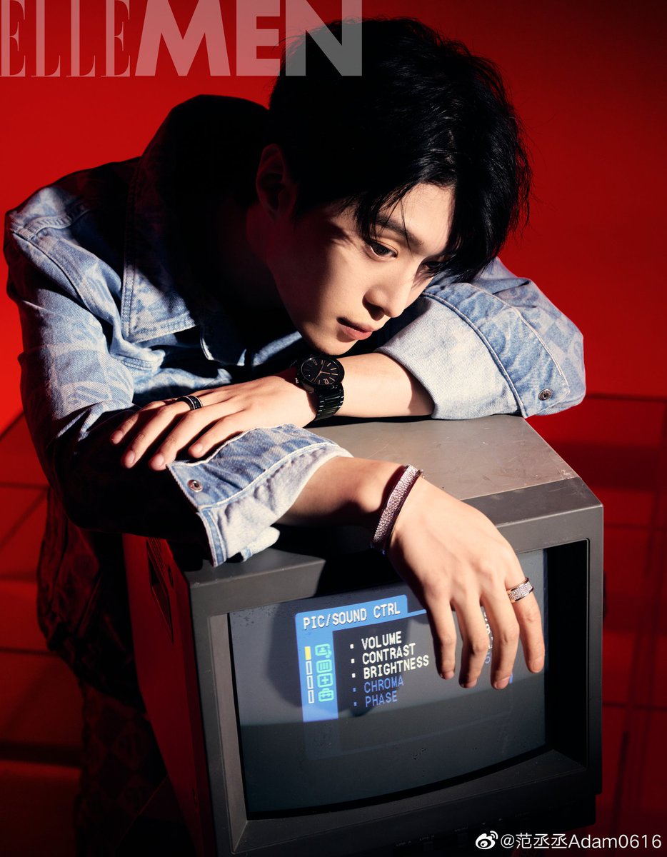 chengcheng_ph's tweet photo. 050523 #FANCHENGCHENG FOR ELLEMEN

#AdamFan #范丞丞 https://t.co/FcBtD9u7Ag