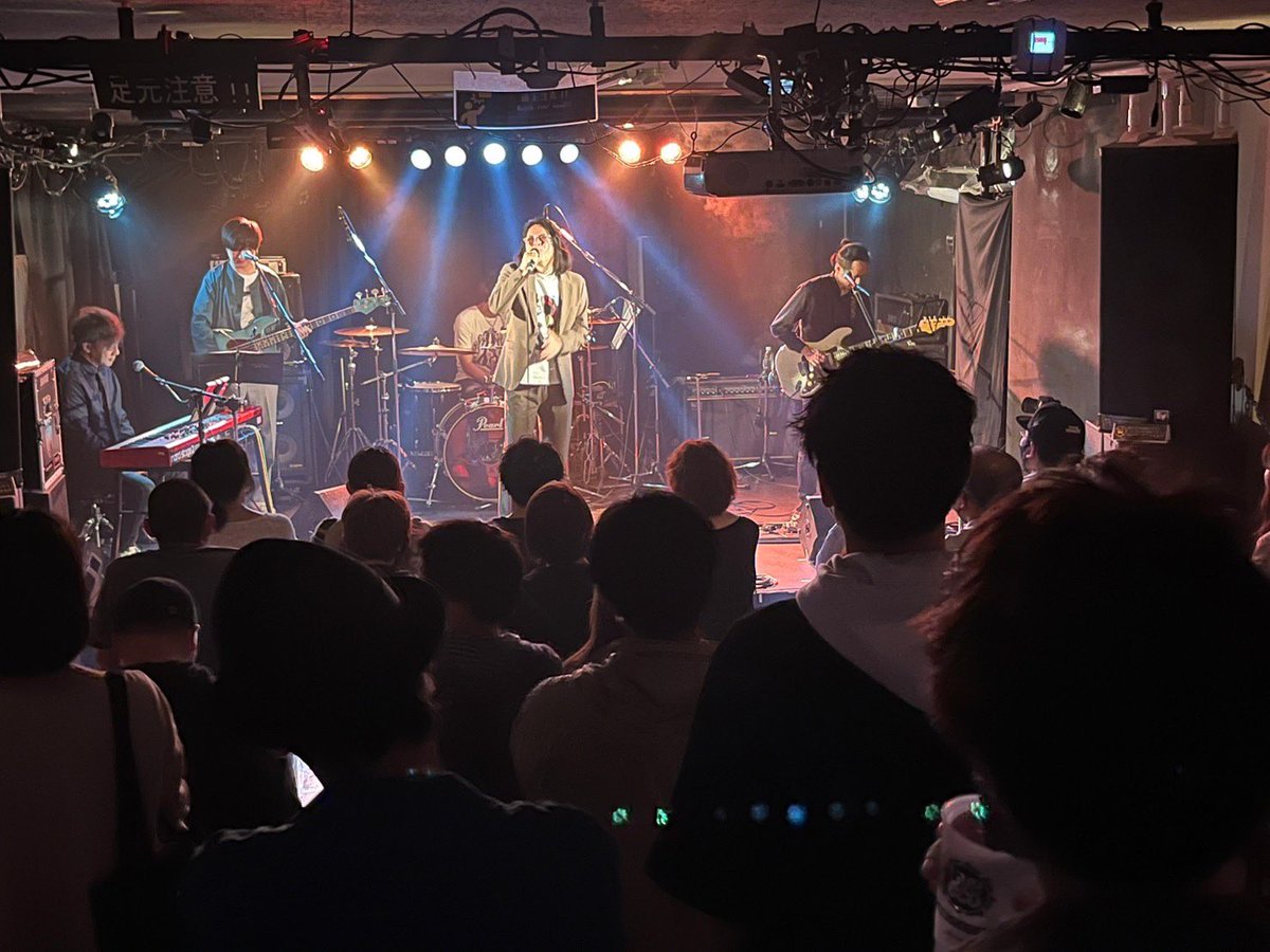 eNproject2's tweet photo. 昨日のナナシノテンポのイベント「ナナシノオンガクカイ ~BPM111~」めちゃくちゃ楽しみました♫
一年ぶりのeN Bandライブ、とっても気持ち良かったです！
会場や配信で参加してくれたみなさん、共演したみなさん、ライブハウススタッフのみなさん、ありがとうございました。
また音楽しましょう^ ^ https://t.co/kprNmsqXqh