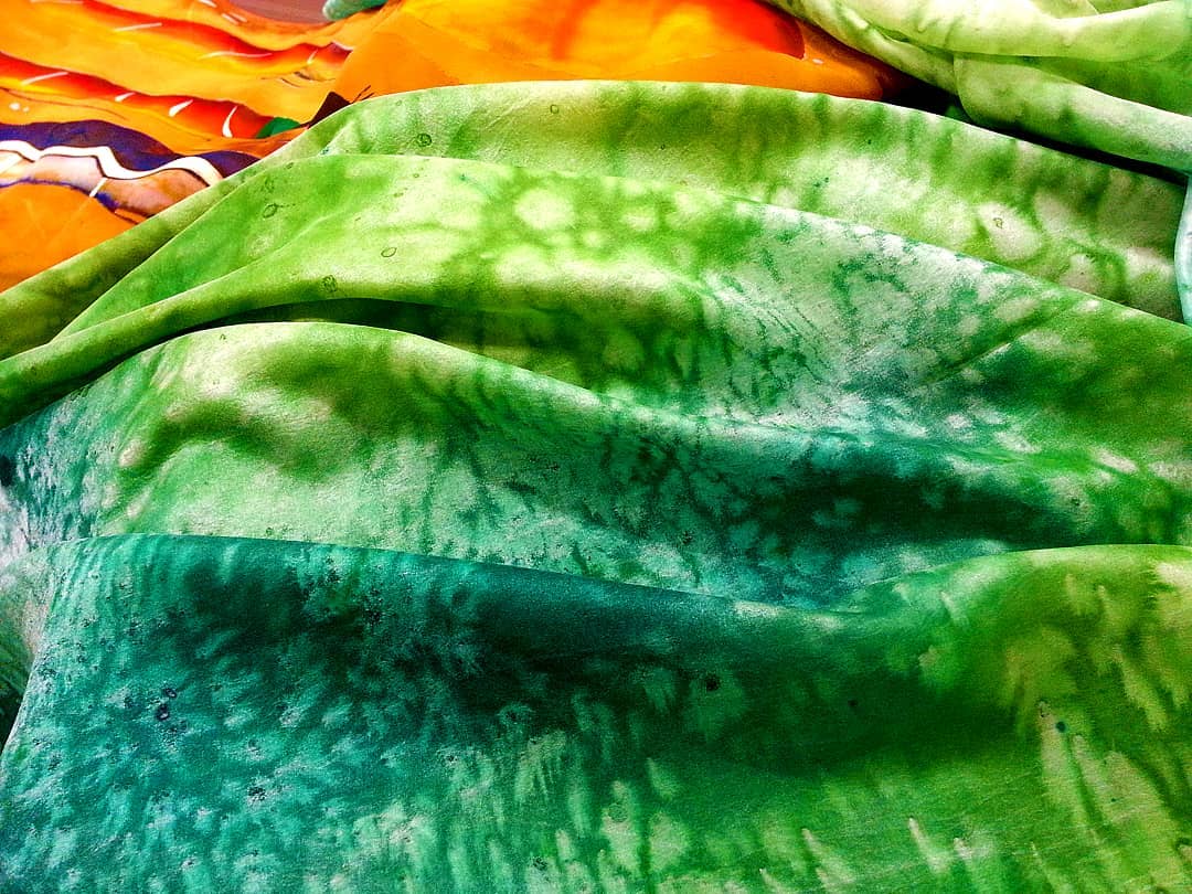 Nature is undoubtedly the greatest artist. 'Fluidity Collection' 💚

davidecristofaro.com

#davidecristofaro #davidecristofarofficial #italianpainter #italianfashiondesigner #italiantextiledesigner #italianillustrator #etnochiccollection #fluiditycollection #uniqueitems