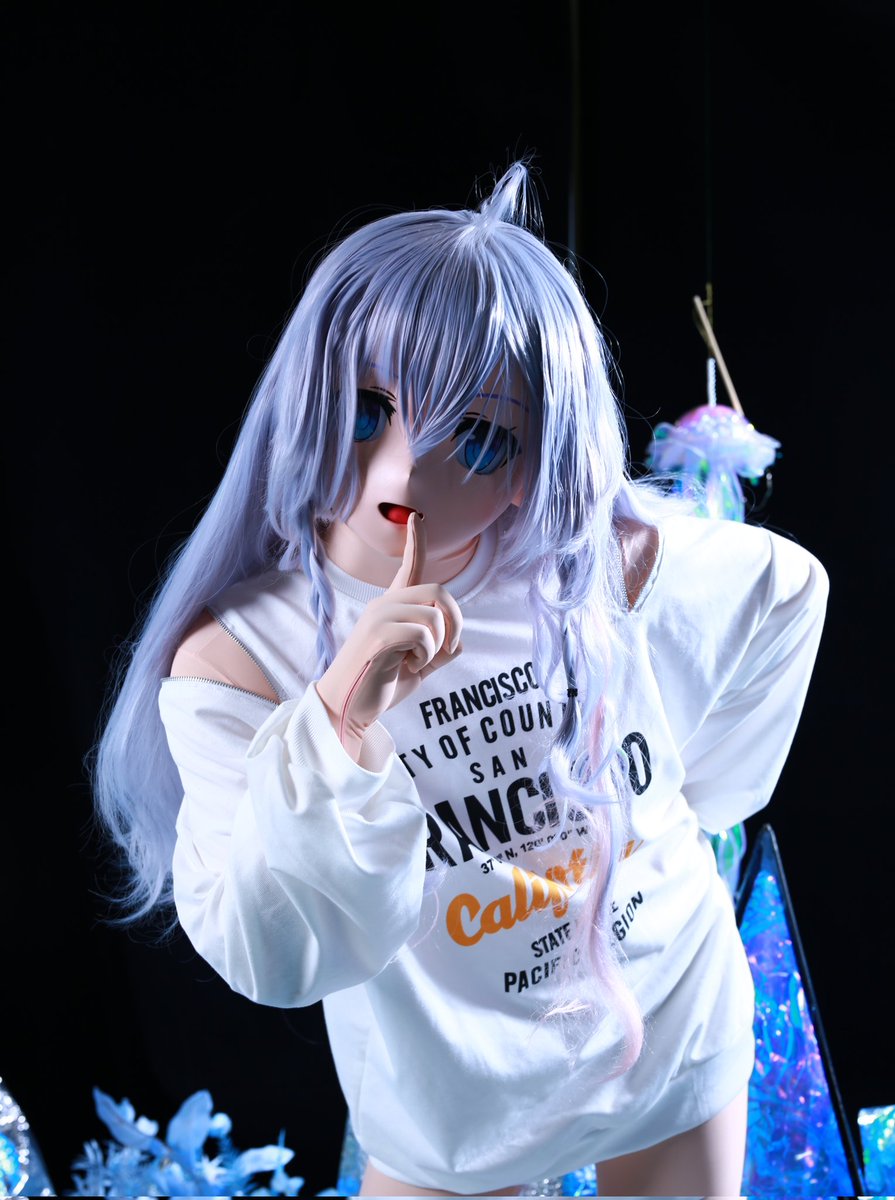 mekomekodesu's tweet photo. 正片但死亡打光😅（免费的还要什么自行车）
拍摄:CGF中国游戏节官方免费场拍。
出镜:本人 https://t.co/TlY8sfJoYk