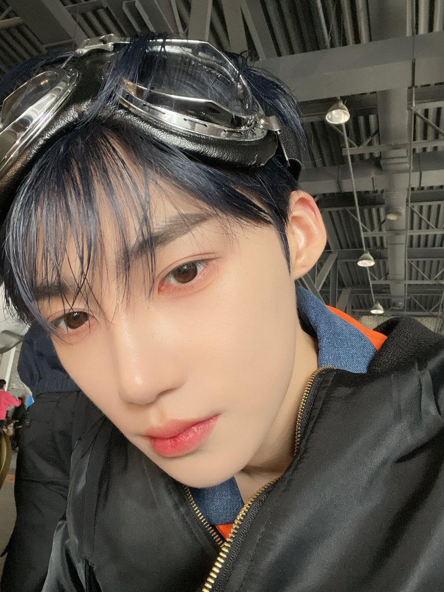 WE_THE_BOYZ's tweet photo. 🍌바나나 차차🍌
#NewShot https://t.co/cI8Hrf67Ib