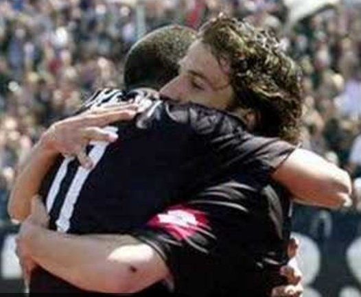 glmdj's tweet photo. Buon 5 maggio https://t.co/YsZ0wk9i32
