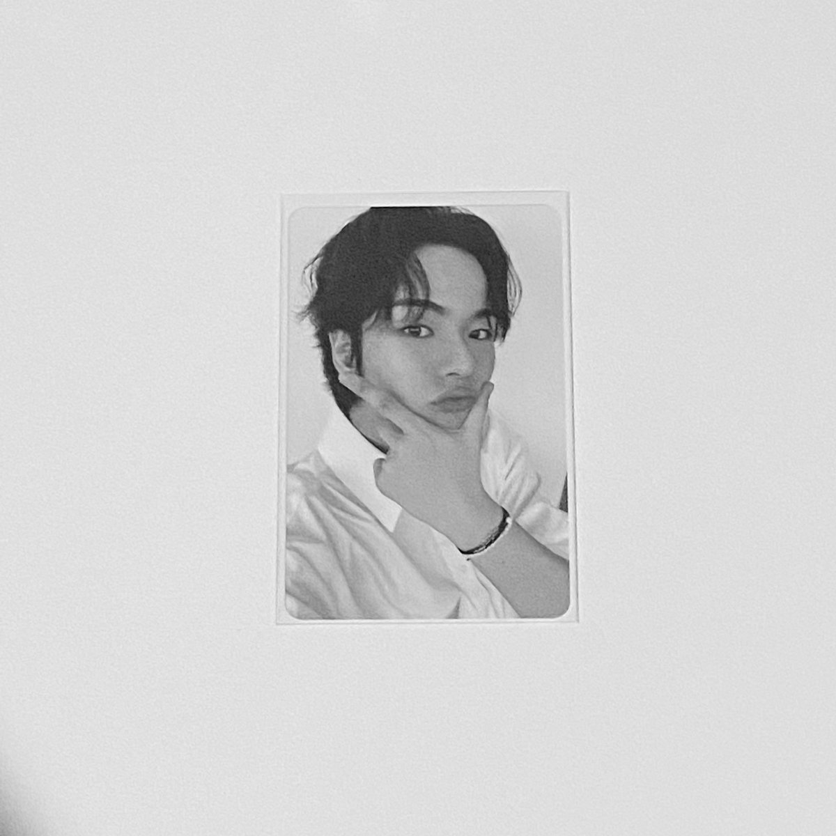 [ free photocard for moots only ] 

Claim? 
• Rt + Like 

close 48 jam !! good luck 💢