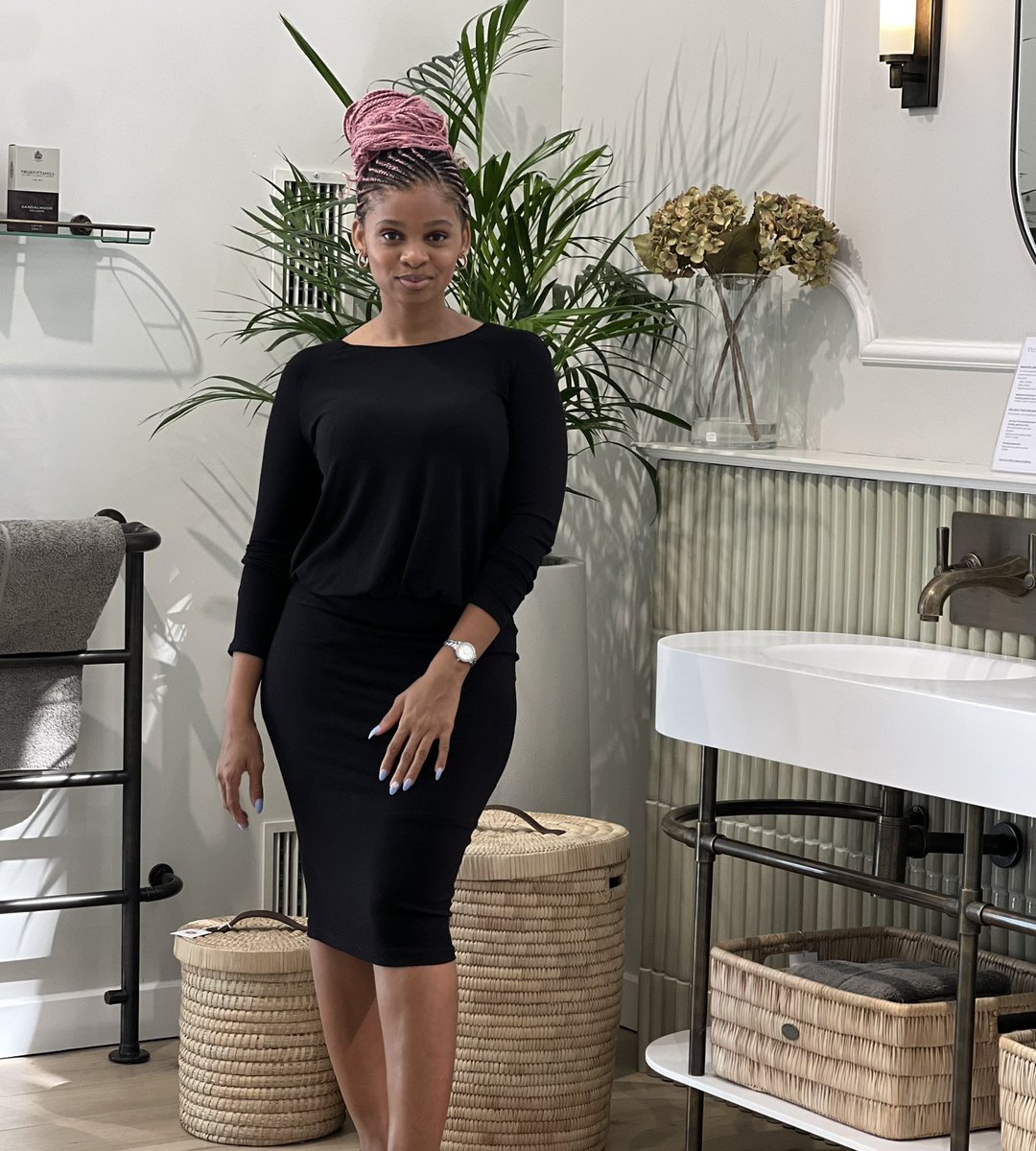 Kea_Mothibe's tweet image. What brings me joy🏡💚. #interiordesign #retailtherapy #happydesigner #happyclient