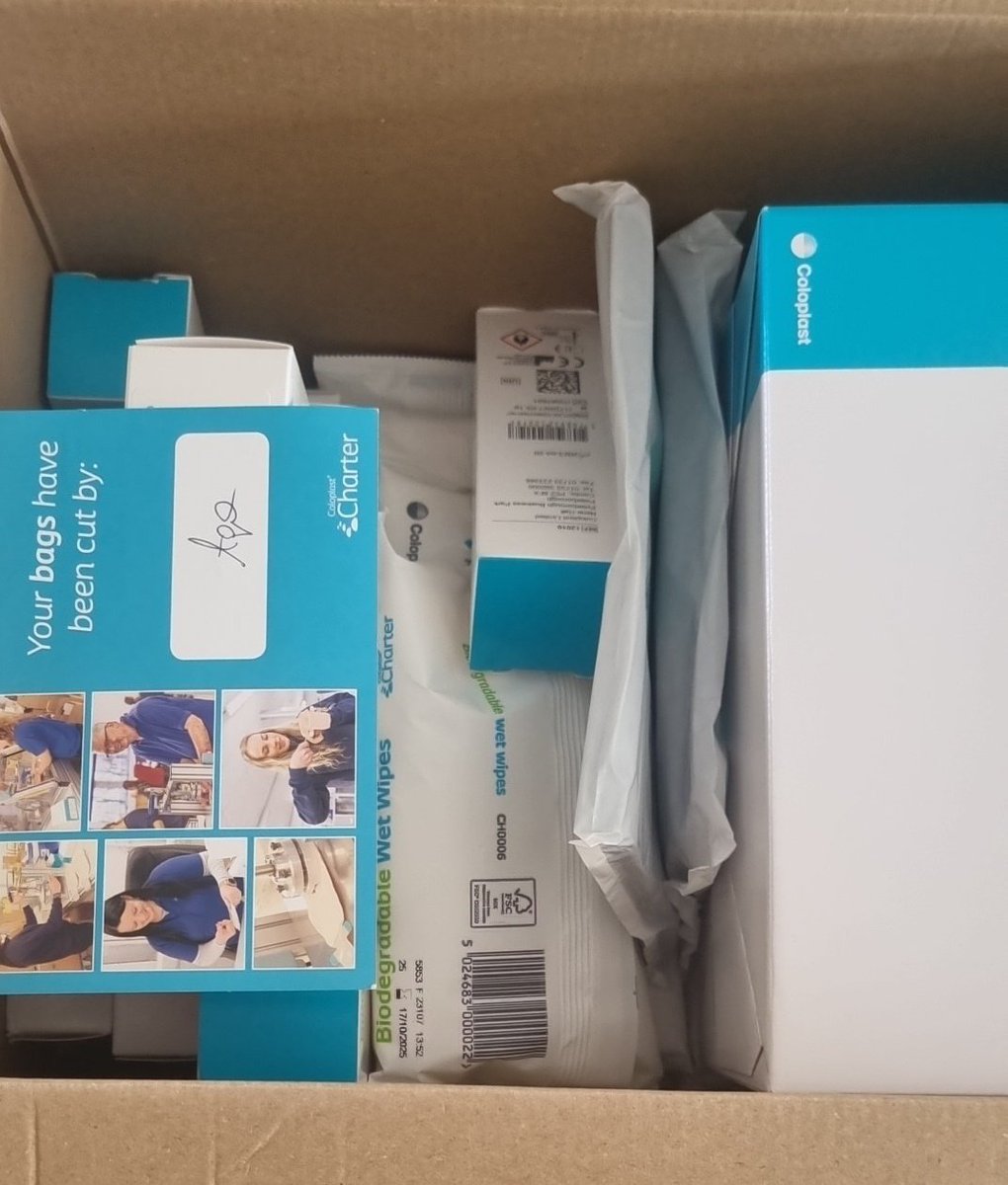 Jakestomajourne's tweet photo. Delivery Day... Thank you @coloplastcharter for cutting Jakes #sensuramio bags π#ileostomy #stoma #onepiece #drainable https://t.co/EPPMSFtMTk