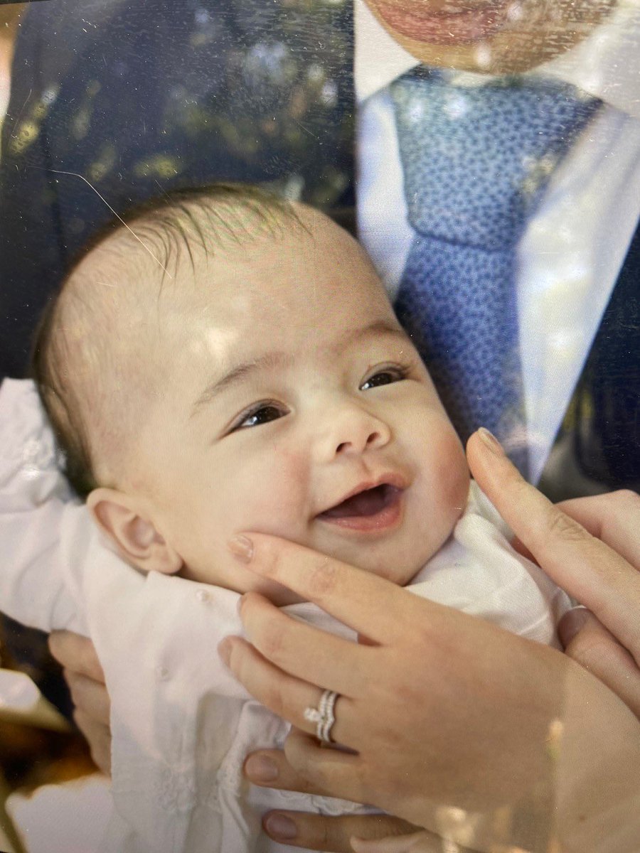 生後31日目は慌ただしすぎていけなかったですが、本日お宮参りに行ってきました👶⛩️

プロのカメラマンに撮っていただいたので自分たちで撮る写真とは全然違いました...
YouTubeにも後ほどアップするのでお楽しみに！
youtube.com/@bebisuke
#お宮参り
#生後3ヶ月
#新米パパ