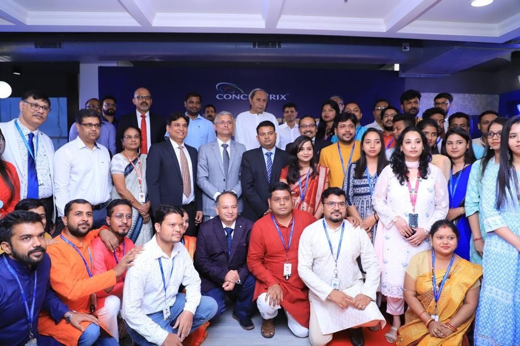 ConcentrixIND's tweet photo. Thrilled to announce the inauguration of our first Customer Experience Center in Bhubaneswar by @Naveen_Odisha, Hon'ble Chief Minister of Odisha. Cheers to this exciting new chapter. 💫 

@concentrix @CMO_Odisha 

#Bhubaneswar #Odisha #Newfacility https://t.co/dDfEz8LIPU
