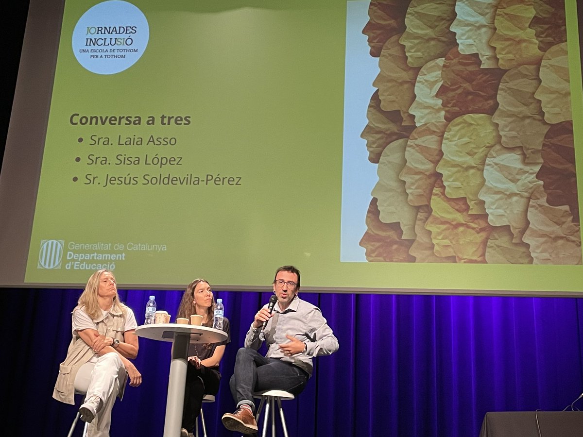 ingrid_SalaB's tweet photo. Escoltant les sempre encertades reflexions de @soldevila_jesus sobre educació inclusiva 🔝🔝 https://t.co/1XxKKNTAfy