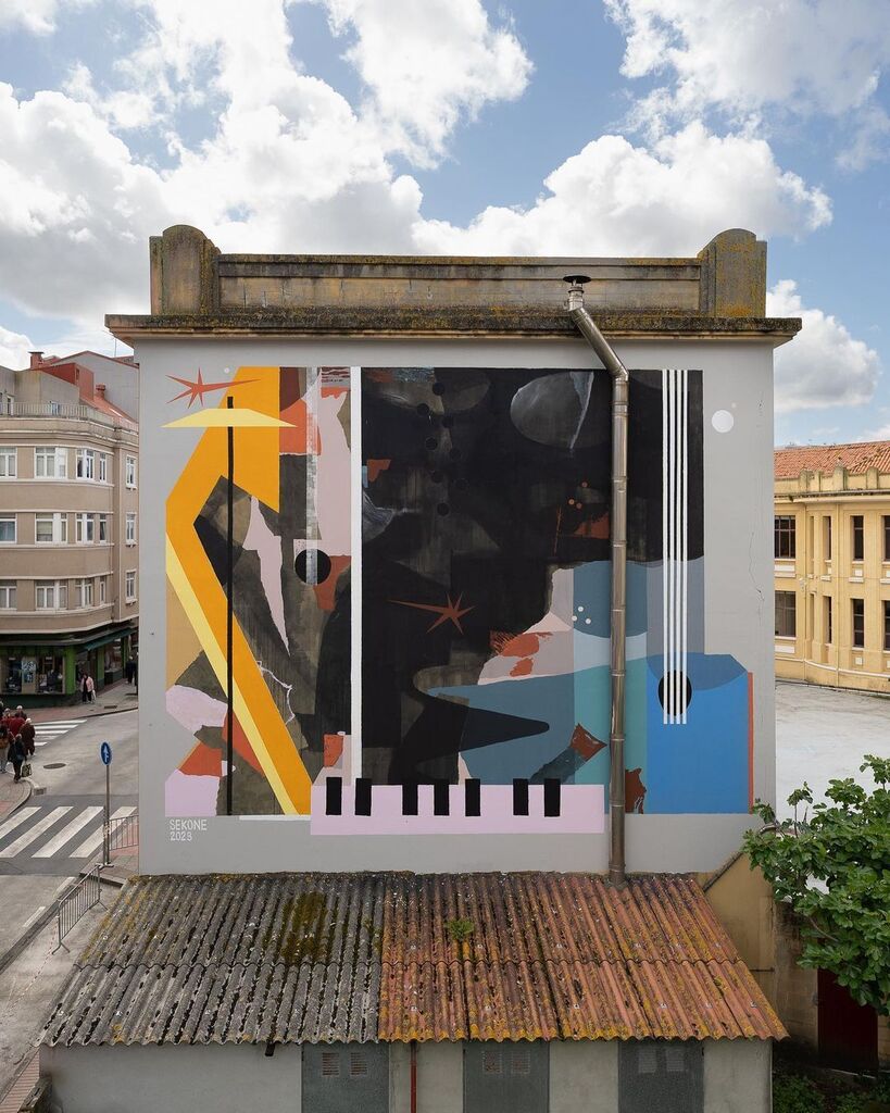 streetartUS's tweet photo. #Streetart by #Sekone @ssssekone in  #ACoruna, Spain, for #ISTMOfest @istmo_fest, curated by #MutanteCreativo @mutantecreativo, organized by #ConcellodaCoruna @coruna_gal
Photo by @bastian.inspire
https://t.co/0cLvUWhVBt
Via @cultureforfreedom @barbarap… https://t.co/I5kChnMBFS https://t.co/hfh97SKKgJ