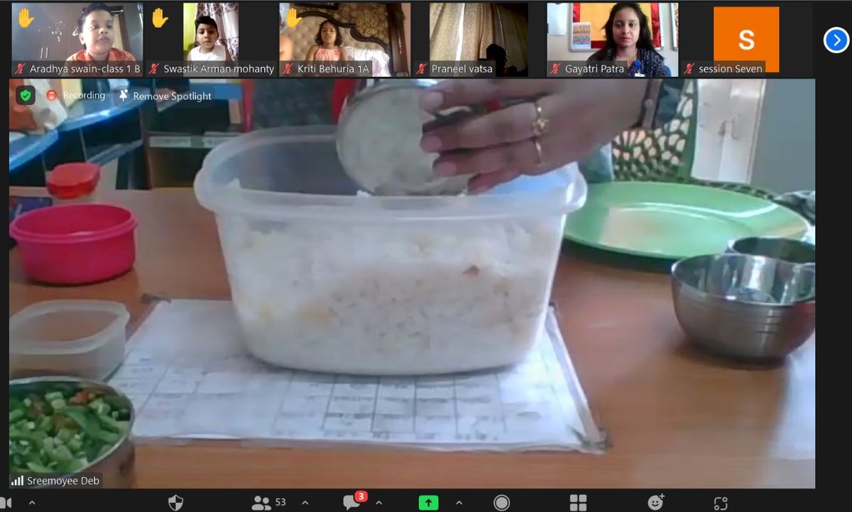 SAI_Edu_In's tweet photo. Fireless cooking is just a start for the kids to learn cooking. It not only teaches cooking to children but also teaches some valuable skills of life.
#eSummerFiesta #FoodWorkshop #KidsKitchenKatch
#ProblemSolvingSkiils #GoodEatingHabits https://t.co/PoiuBq6yFP