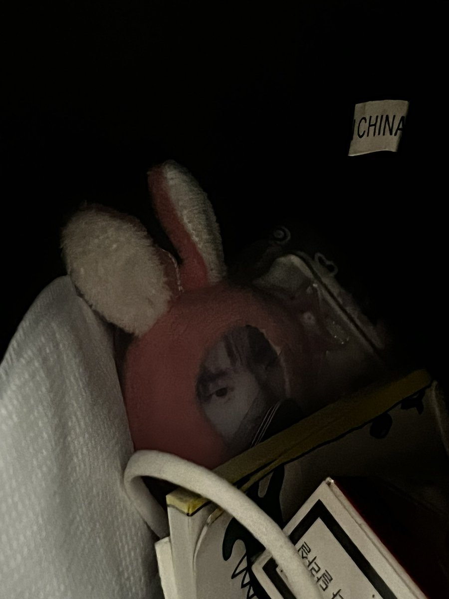 1S2UX's tweet photo. @S0DAP0PLUV 아니요ㅁㅊ아,제발다시주면않되겟냐고빌어서뺏엇다고요
지금내가방안에잇어♡ https://t.co/bM9jA9kkPI