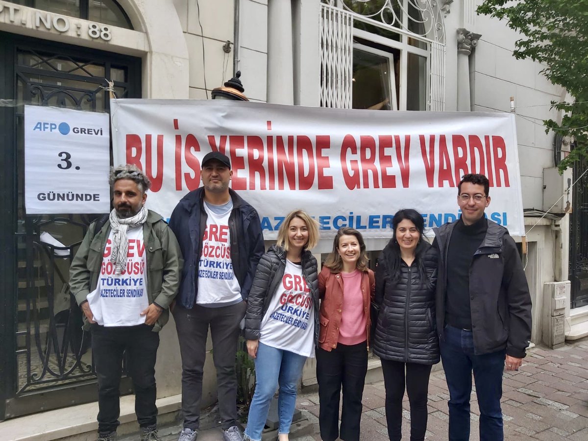 🚩Nos collègues de l’⁦@afpfr⁩ en Turquie sont en grève pour le 3e jour ! Leur travail est essentiel et précieux pour les rédactions en France (et partout dans le monde)… mais leurs salaires ne suivent pas ! Solidarité et soutien total ✊🏼