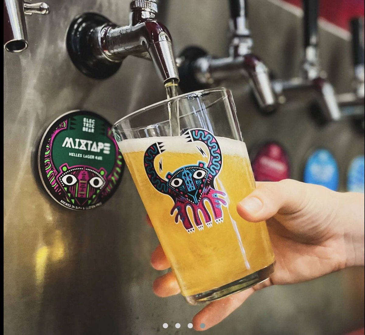 Breaking News…….and it’s Electric !……..
Local brewery @ElectricBearUK will be running the bar @BathMotorFest next month with their craft beers on tap & bottled alongside @HoneysCider …..