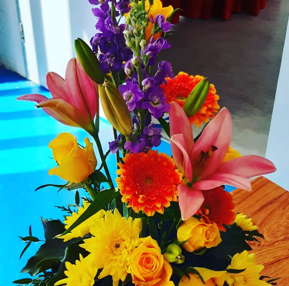 AdultEduIre's tweet photo. Flower Arranging and Baking photos from this term's classes at @DonahiesAdultEd and @adultedpcs https://t.co/yyXshNPstj