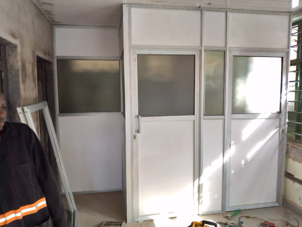 aluminiumways's tweet photo. MPESA SHOP PARTITION COMPLETE

Reach us for any partitioning works

#Nairobi #OSIANY https://t.co/rqLiWUV3BY